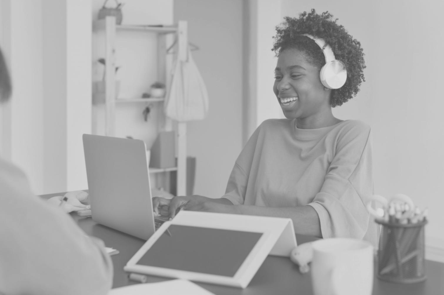 Finanzberatung im modernen Büro